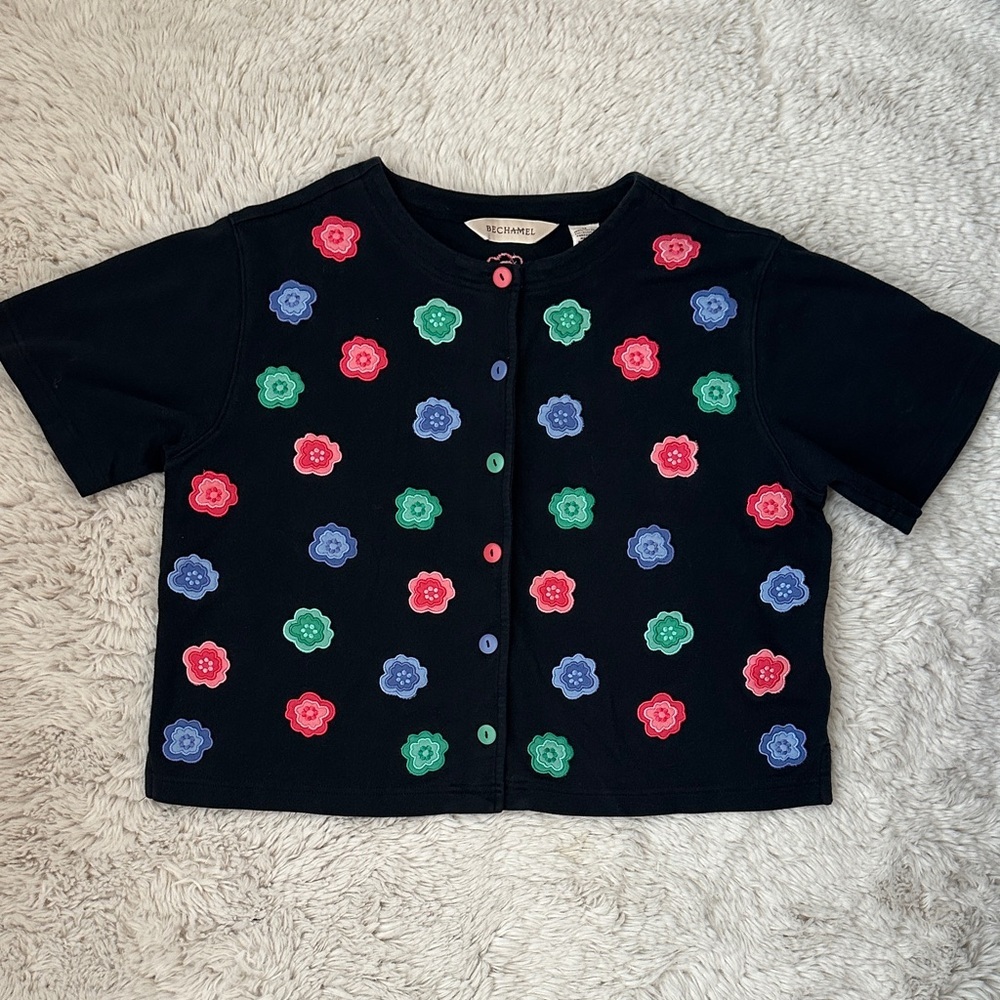 VINTAGE Bechamel Black M Embroidered & Appliquéd Flowers Button Top